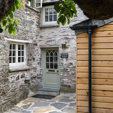 Holiday home Porthilly Greys *