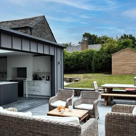 Holiday home Porthilly Greys *